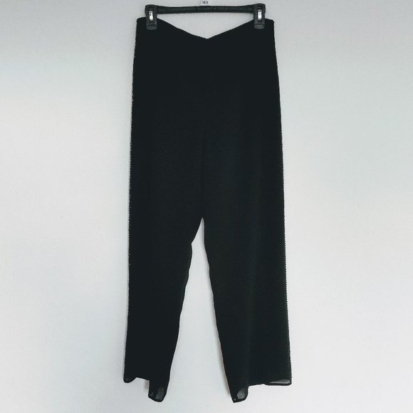 Elegant Black Wide Leg Pants with Beaded Detail - Picture 3 of 8